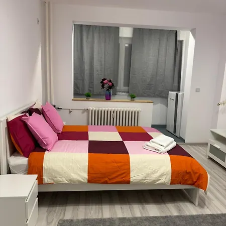 Titan Park Apartment *