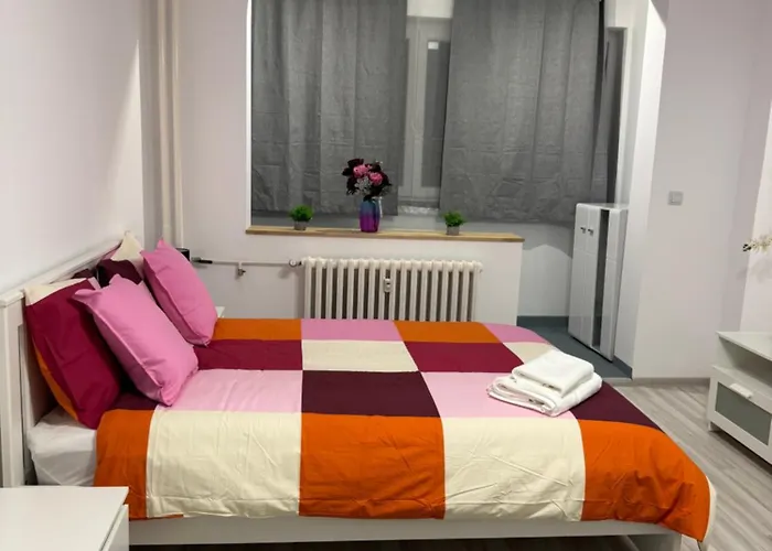 Titan Park Apartament *