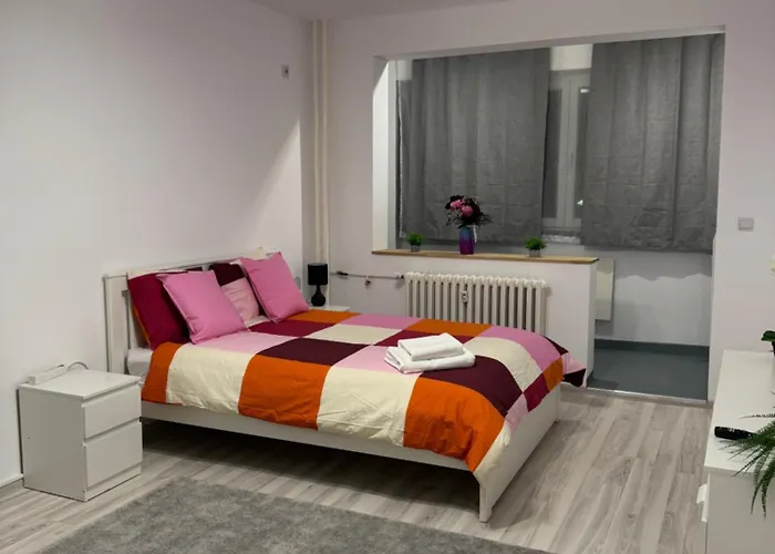 Titan Park Бухарест